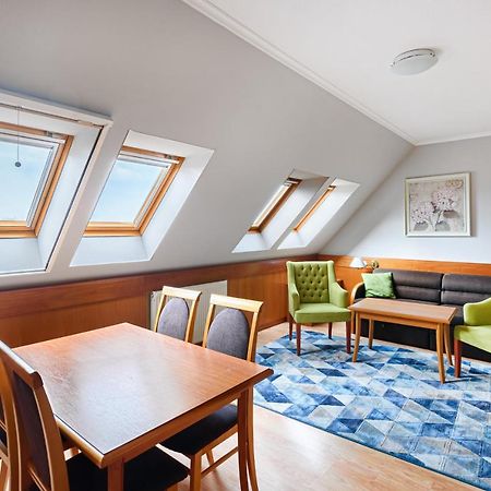 Holiday Club Apartman Hotel Hévíz Екстериор снимка