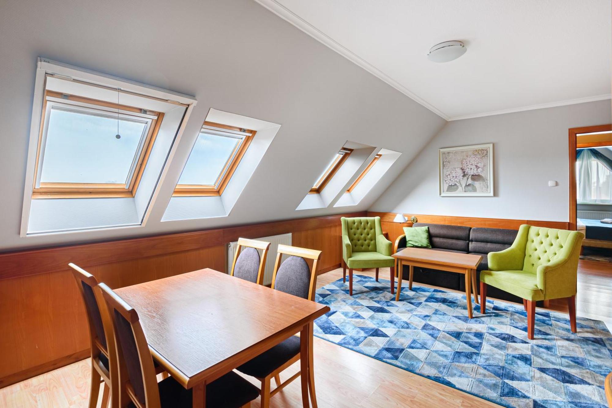 Holiday Club Apartman Hotel Hévíz Екстериор снимка