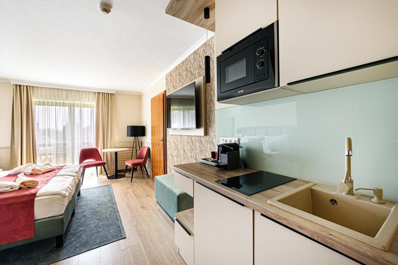Holiday Club Apartman Hotel Hévíz Екстериор снимка