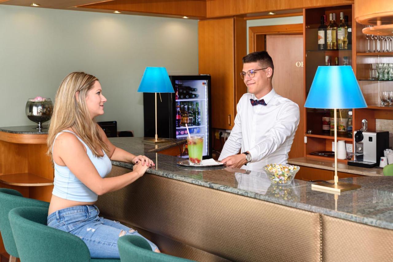 Holiday Club Apartman Hotel Hévíz Екстериор снимка